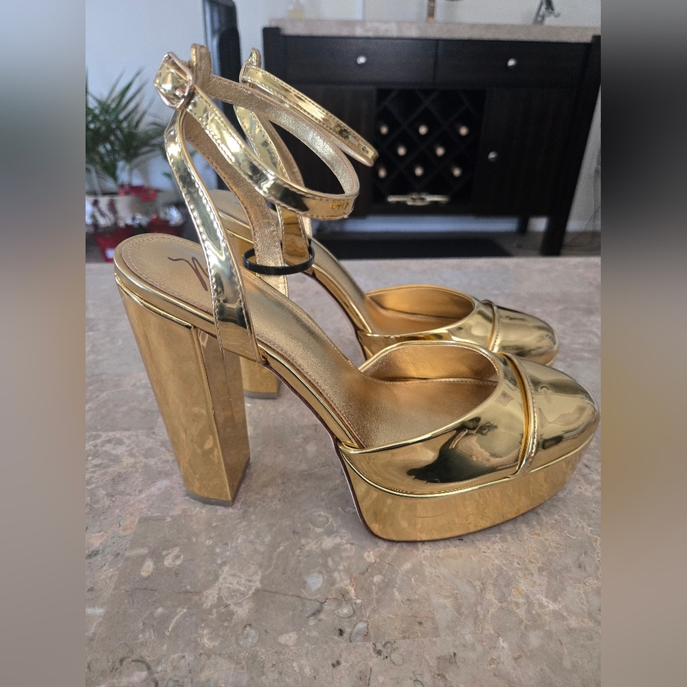 Antonio Melani x Nat Note Pia Mirror Metallic Platform Pumps. Gold  (Size 10) - Picture 6 of 16